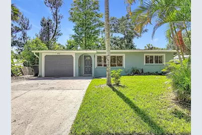 2212 Vinson Avenue, Sarasota, FL 34232 - Photo 2