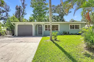 2212 Vinson Ave, Sarasota, FL 34232 - Photo 2