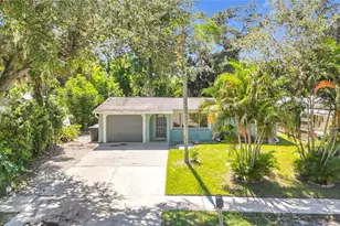 2212 Vinson Ave, Sarasota, FL 34232 - Photo 4