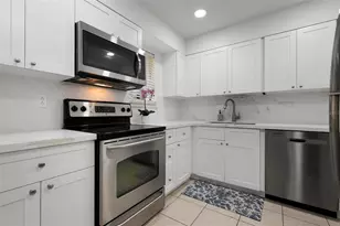 6246 Draw Ln, Sarasota, FL 34238 - Photo 8