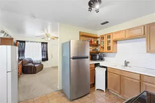1598 29th St, Sarasota, FL 34234 - Photo 10