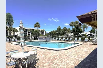 4119 61st Avenue Terrace W #107, Bradenton, FL 34210 - Photo 4