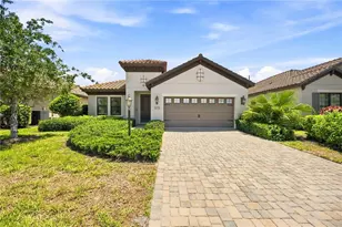 26764 Weiskopf Dr, Englewood, FL 34223 - Photo 2