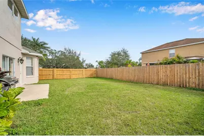402 Halifax Bay Court, Apollo Beach, FL 33572 - Photo 14