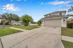 402 Halifax Bay Ct, Apollo Beach, FL 33572 - Photo 8