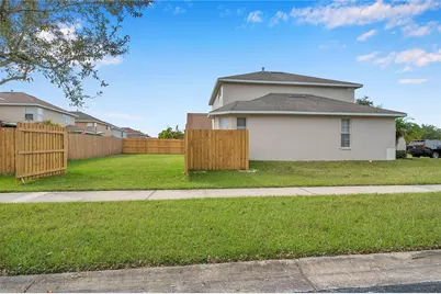 402 Halifax Bay Court, Apollo Beach, FL 33572 - Photo 10