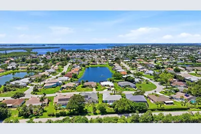 5015 86th Street Court W, Bradenton, FL 34210 - Photo 38