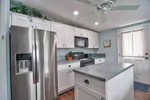 318 34th St W, Bradenton, FL 34205 - Photo 14