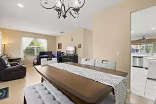 6252 Donnington Ct, Sarasota, FL 34238 - Photo 6