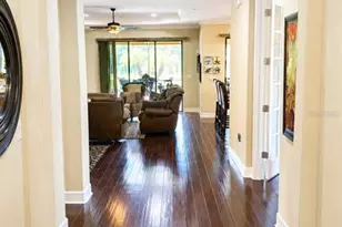 2519 Vaccaro Dr, Sarasota, FL 34231 - Photo 2