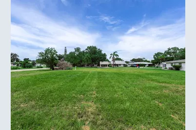 2110 Sandrala Drive, Sarasota, FL 34231 - Photo 6