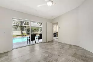 23 Arbor Oaks Dr, Sarasota, FL 34232 - Photo 16