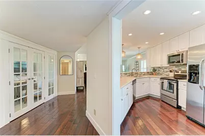5320 Gulf Of Mexico Drive #204, Longboat Key, FL 34228 - Photo 12