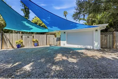 3424 Old Oak Drive, Sarasota, FL 34239 - Photo 6