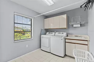 1903 Pebble Beach Ct, Venice, FL 34293 - Photo 24
