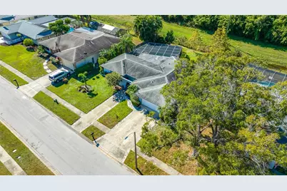 1862 Del Robles Drive, Clearwater, FL 33764 - Photo 12