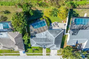 1862 Del Robles Dr, Clearwater, FL 33764 - Photo 14