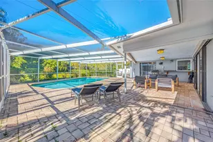 1862 Del Robles Dr, Clearwater, FL 33764 - Photo 40