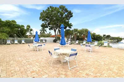 2407 Riverbluff Parkway #V-226, Sarasota, FL 34231 - Photo 22