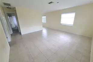 8206 43rd Ave W, Bradenton, FL 34209 - Photo 4