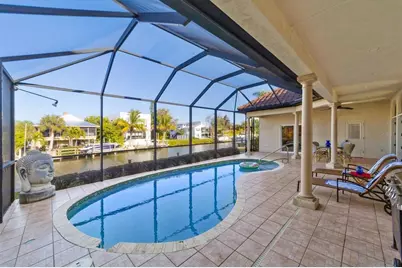 4937 Oxford Drive, Siesta Key, FL 34242 - Photo 2