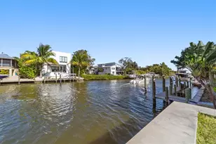 4937 Oxford Dr, Siesta Key, FL 34242 - Photo 34