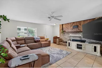 5031 Brandeis Circle S, Sarasota, FL 34243 - Photo 8