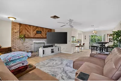 5031 Brandeis Circle S, Sarasota, FL 34243 - Photo 6