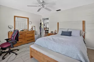 5031 Brandeis Cir S, Sarasota, FL 34243 - Photo 24