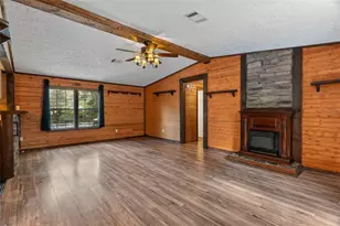 3322 Susan Dr, Spring Hill, FL 34606 - Photo 6