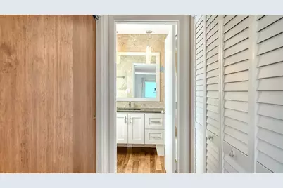 174 Golden Gate Point #43, Sarasota, FL 34236 - Photo 20