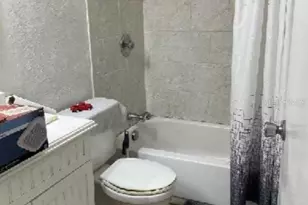 311 42nd St Ct W, Palmetto, FL 34221 - Photo 8
