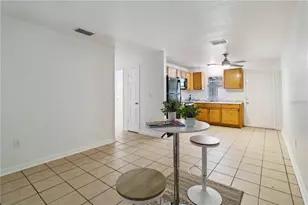 1704 11th St W, Bradenton, FL 34205 - Photo 8