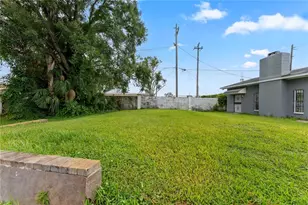 8412 N Grady Ave, Tampa, FL 33614 - Photo 8