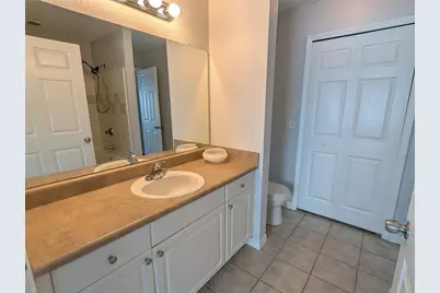 5500 Rosehill Road #201, Sarasota, FL 34233 - Photo 8