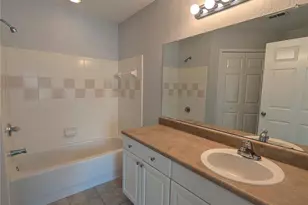 5500 Rosehill Rd, Sarasota, FL 34233 - Photo 6