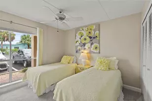 845 Benjamin Franklin Dr, Sarasota, FL 34236 - Photo 10