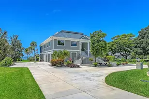 7418 Westmoreland Dr, Sarasota, FL 34243 - Photo 6