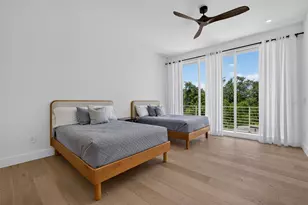 1355 Roberts Bay Ln, Sarasota, FL 34242 - Photo 56