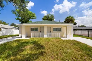 1414 17th Ave W, Bradenton, FL 34205 - Photo 1