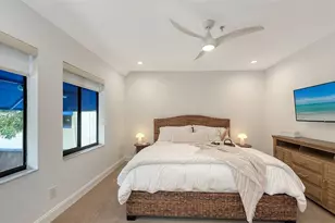 1916 Harbourside Dr, Longboat Key, FL 34228 - Photo 30