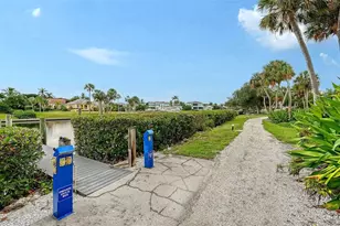 1916 Harbourside Dr, Longboat Key, FL 34228 - Photo 76