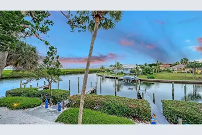 1916 Harbourside Drive #804, Longboat Key, FL 34228 - Photo 24