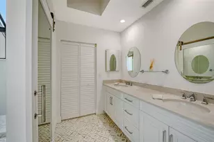 1916 Harbourside Dr, Longboat Key, FL 34228 - Photo 40
