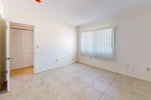 1213 Glen Oaks Dr E, Sarasota, FL 34232 - Photo 26