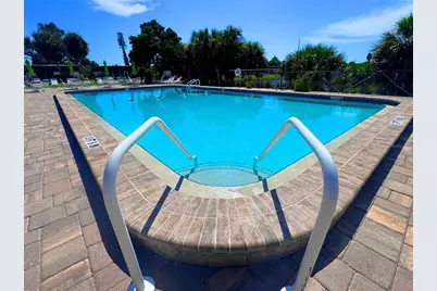 1213 Glen Oaks Drive E, Sarasota, FL 34232 - Photo 4