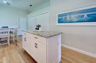 311 Lansbrook Dr, Venice, FL 34292 - Photo 30