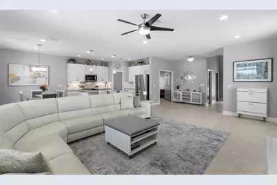 8430 Nandina Drive, Sarasota, FL 34240 - Photo 10