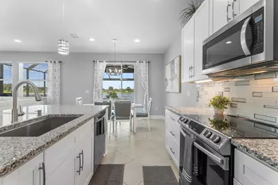 8430 Nandina Drive, Sarasota, FL 34240 - Photo 16