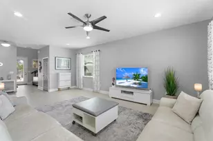 8430 Nandina Dr, Sarasota, FL 34240 - Photo 12